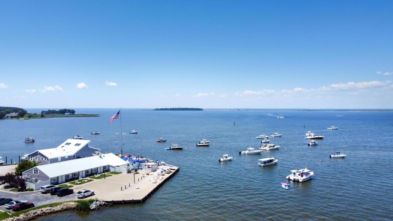 Lowes Wharf Marina Inn Шервуд Экстерьер фото